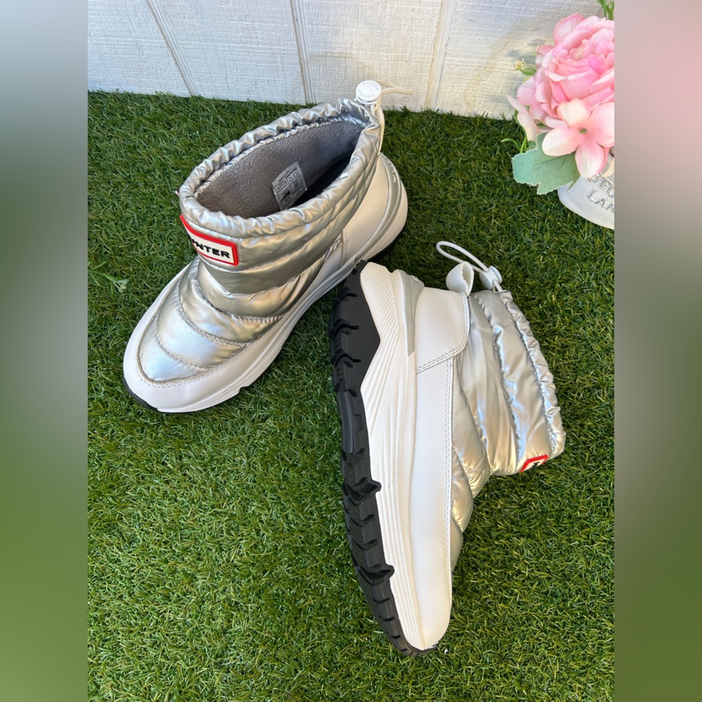 HUNTER WomenAnne Insulated Waterproof Snow Booties SILVER size 6 US NEW - Picture 15 of 16